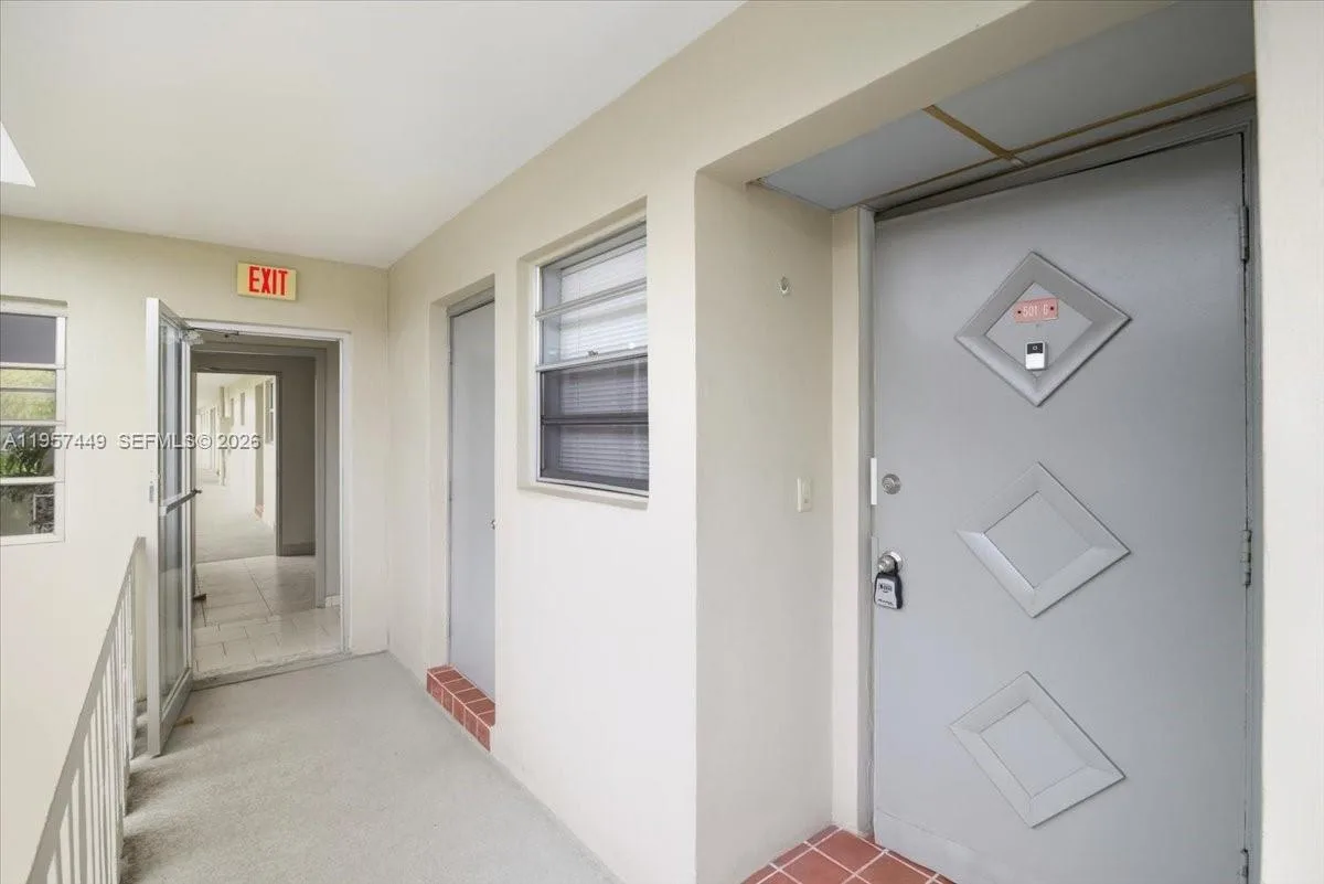 330 SE 2nd St # 501G, Hallandale Beach, FL 33009 photo 8
