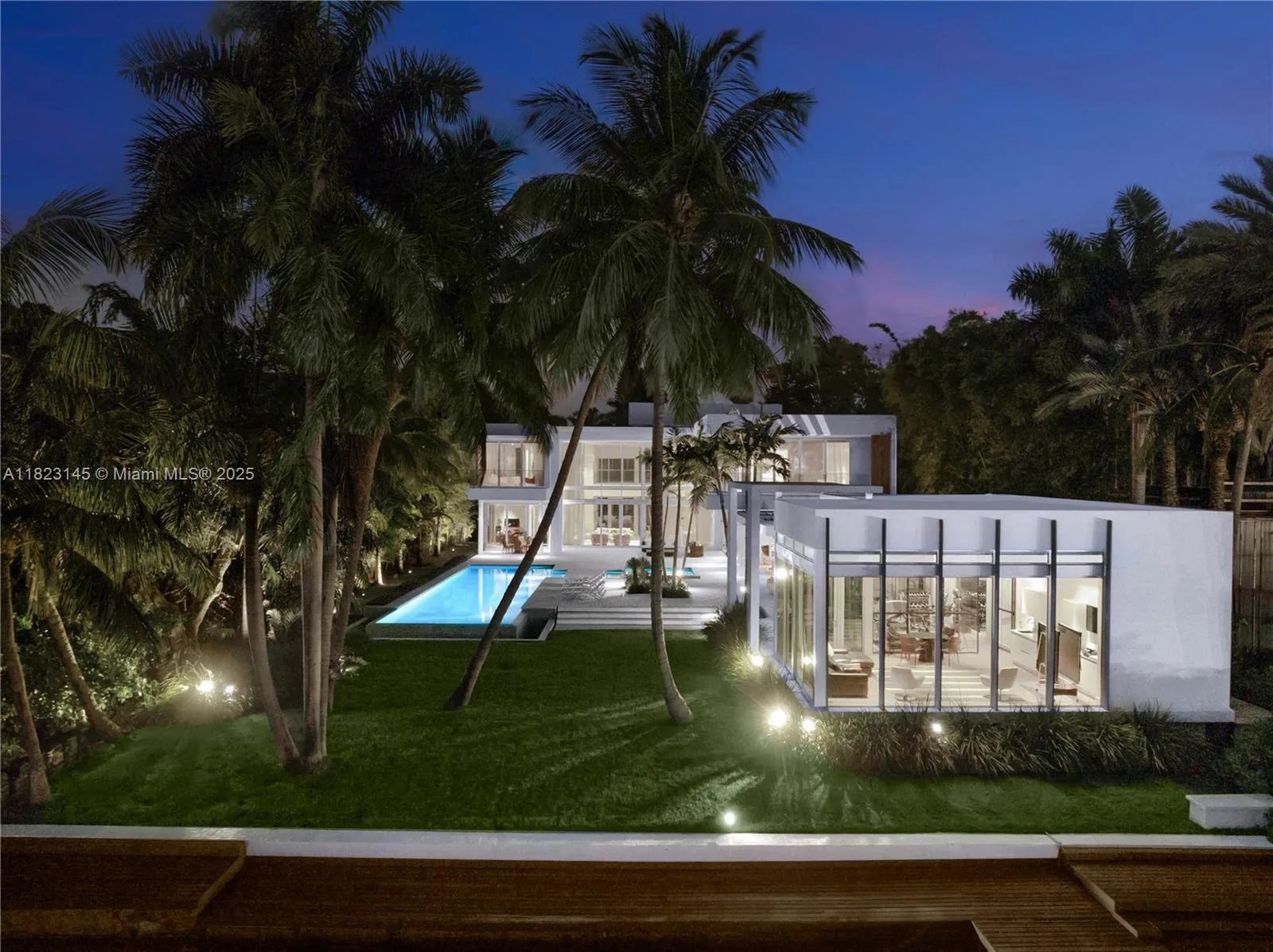 30 Palm Ave, Miami Beach, FL 33139