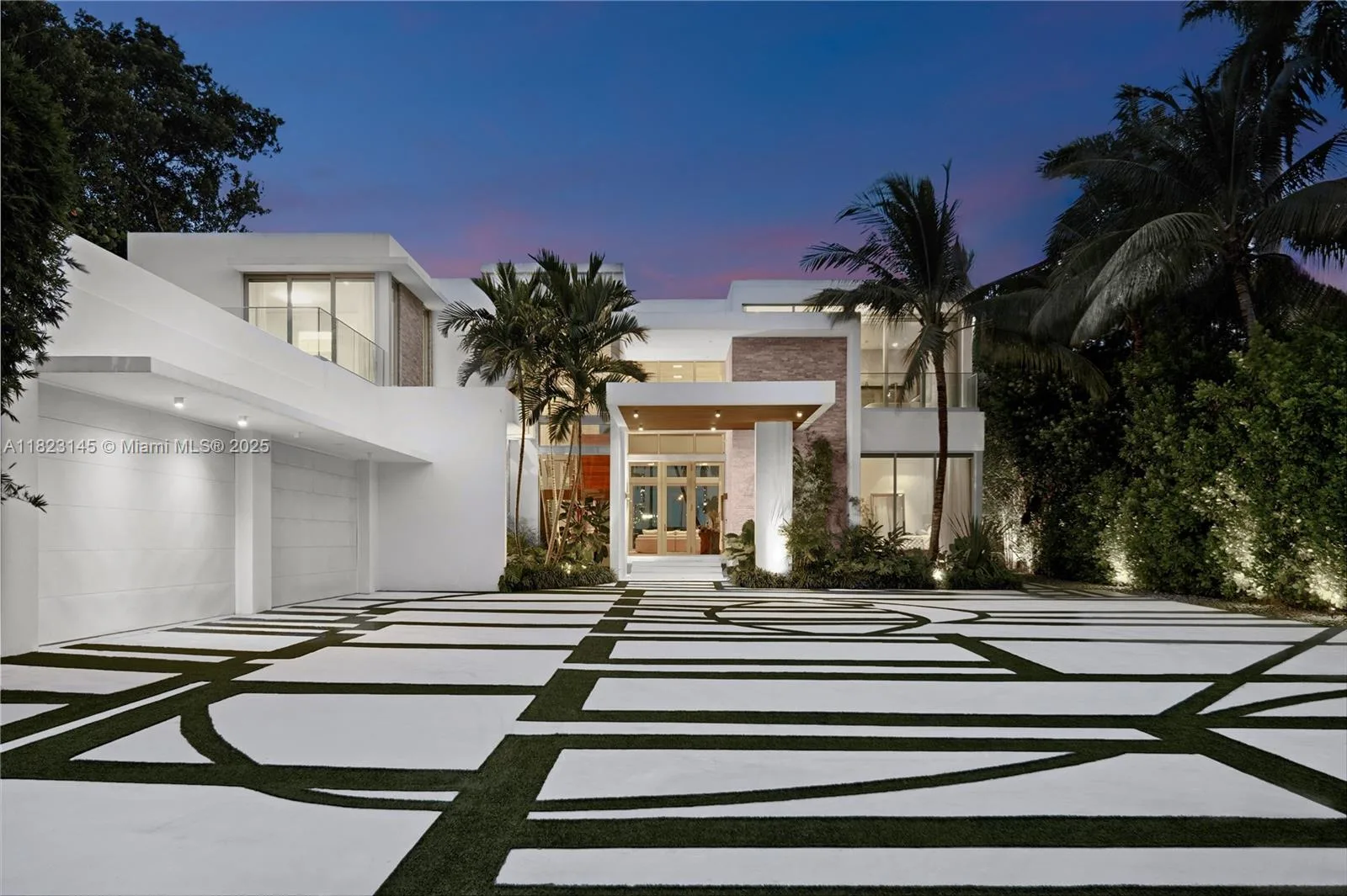 30 Palm Ave, Miami Beach, FL 33139 photo 2