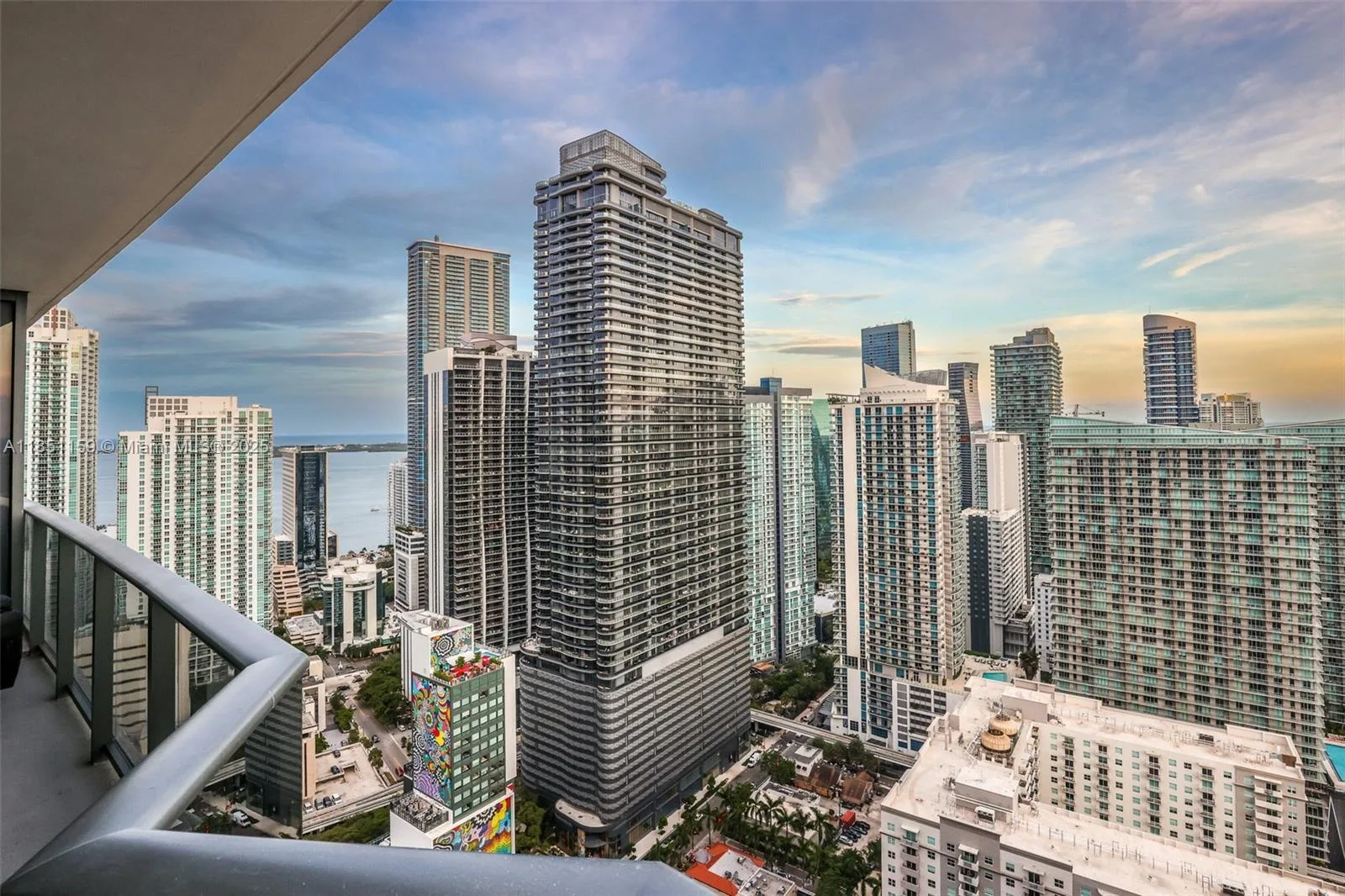 55 SW 9th St # 3906, Miami, FL 33130 photo 11