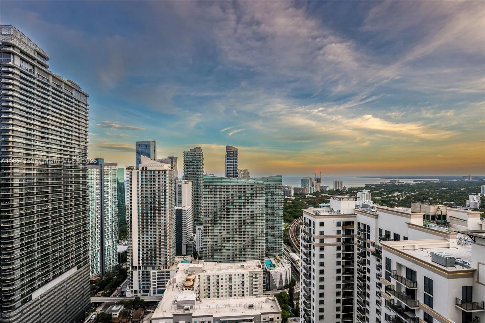 55 SW 9th St # 3906, Miami, FL 33130 photo 6