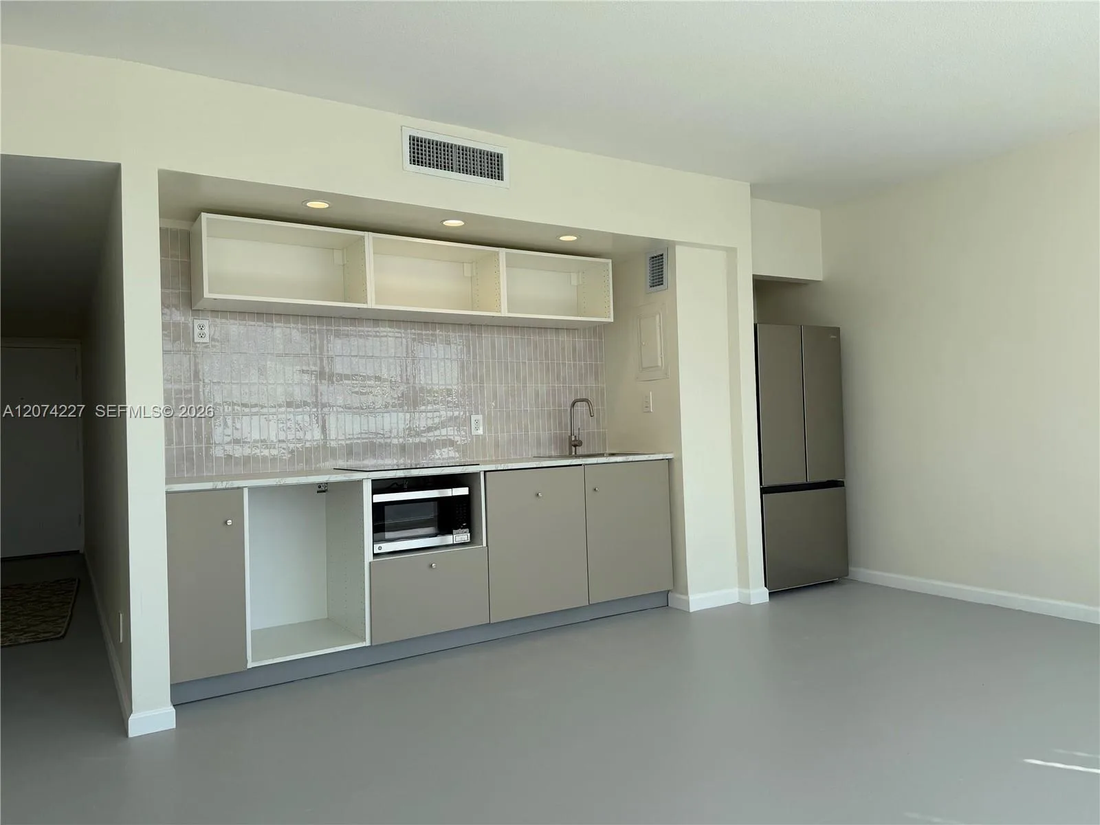 900 Bay Dr # 413, Miami Beach, FL 33141 photo 5