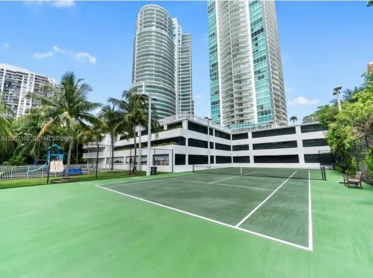 2101 Brickell Ave # 2908, Miami, FL 33129 photo 2