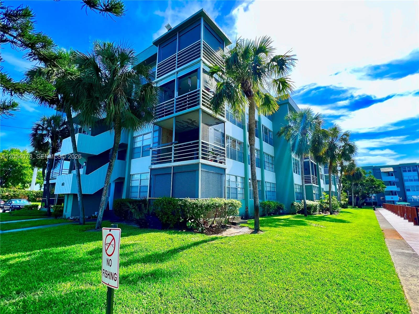 2741 Taft St # 401, Hollywood, FL 33020 photo 4