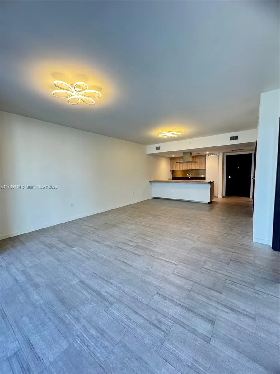 Brickell Flatiron Unit 3214 at 1000 Brickell Plz # 3214, Miami, FL 33131 — photo 1