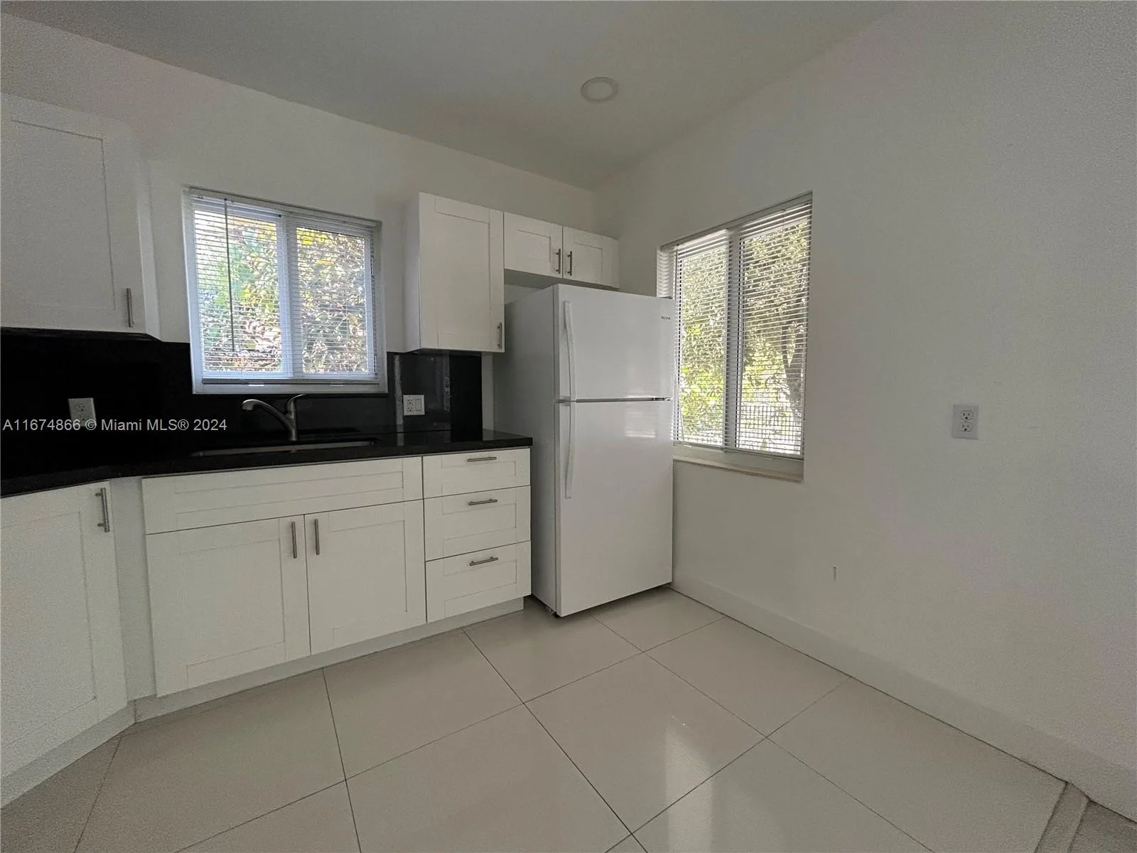 242 NE 55th Ter, Miami, FL 33137 photo 4