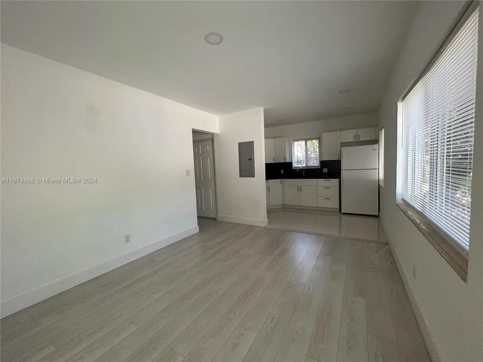 242 NE 55th Ter, Miami, FL 33137 photo 6