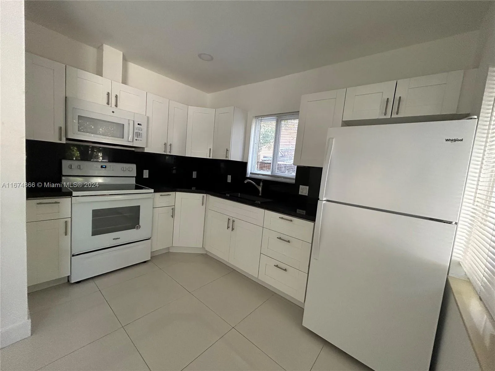 242 NE 55th Ter, Miami, FL 33137 photo 7