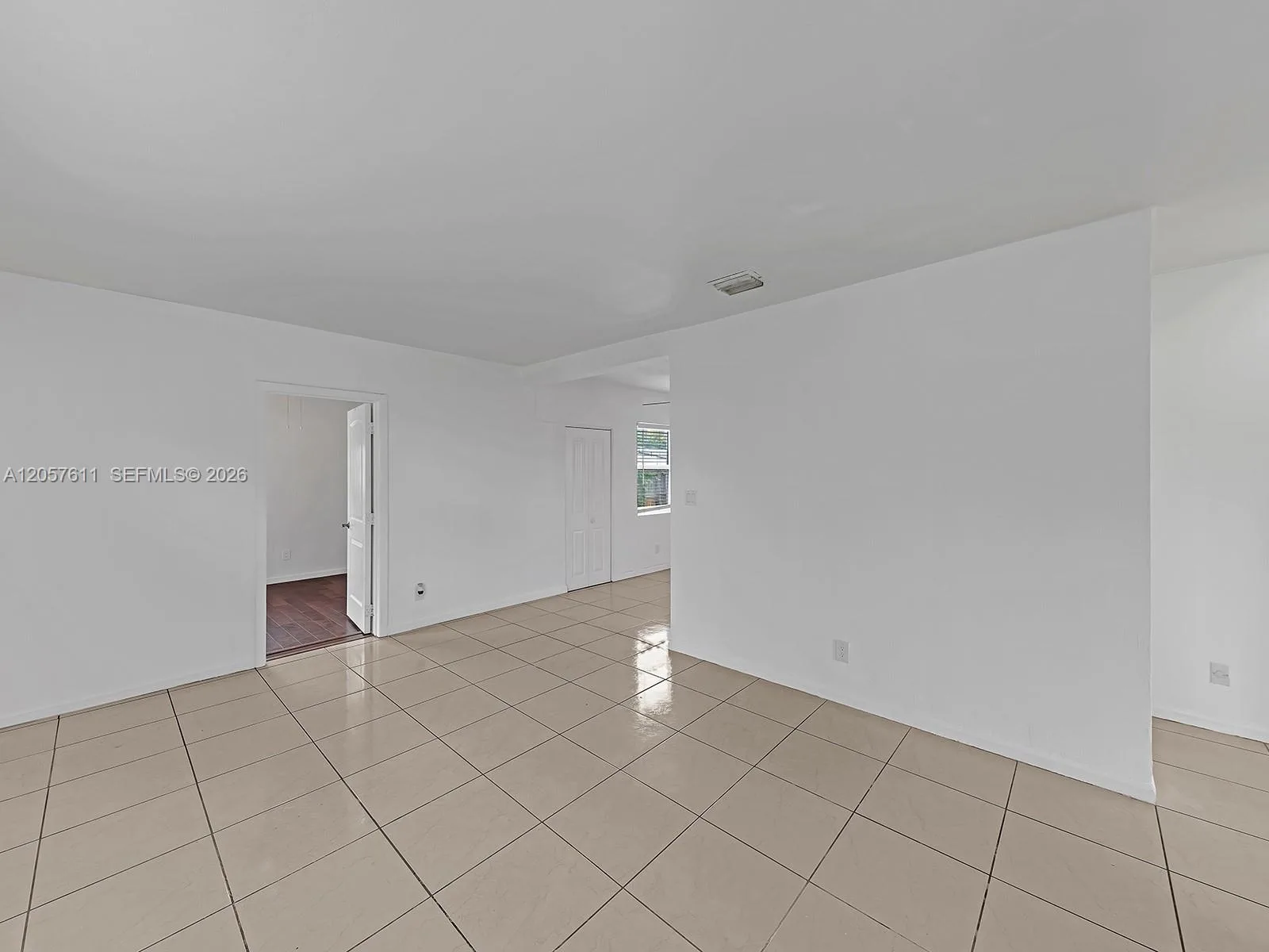 1636 NE 15th Ave, Fort Lauderdale, FL 33305 photo 10