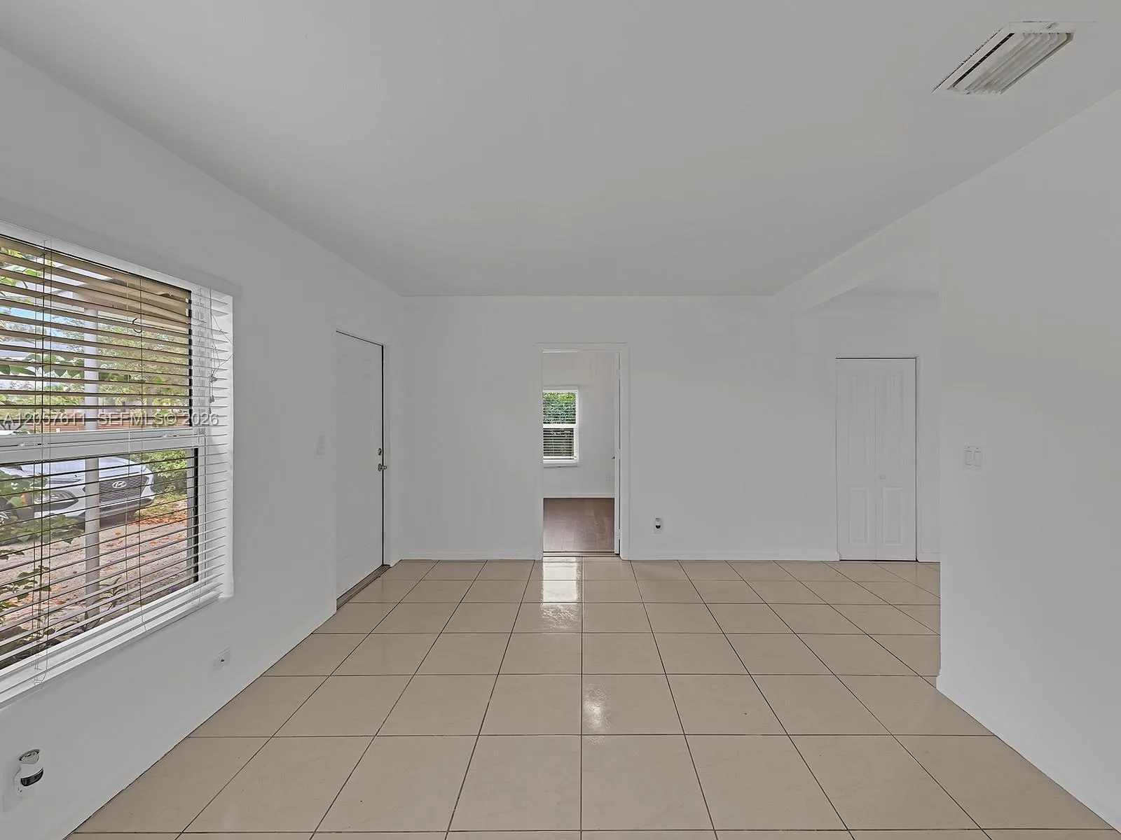 1636 NE 15th Ave, Fort Lauderdale, FL 33305 photo 9