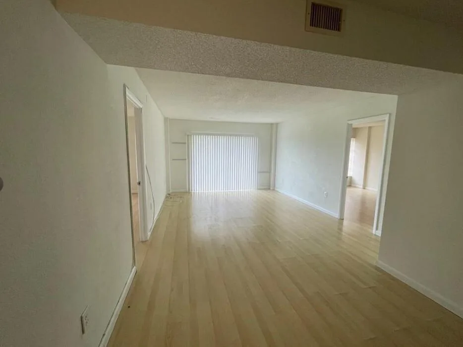 4160 INVERRARY Drive # 507, Lauderhill, FL 33319 photo 6