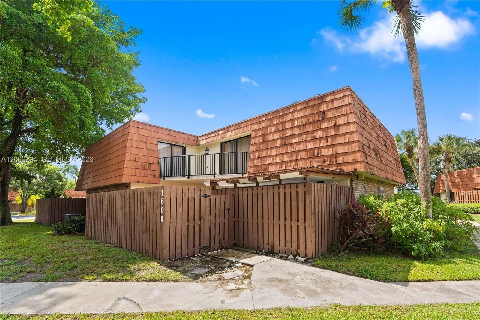 1600 Coral Ave, North Lauderdale, FL 33068