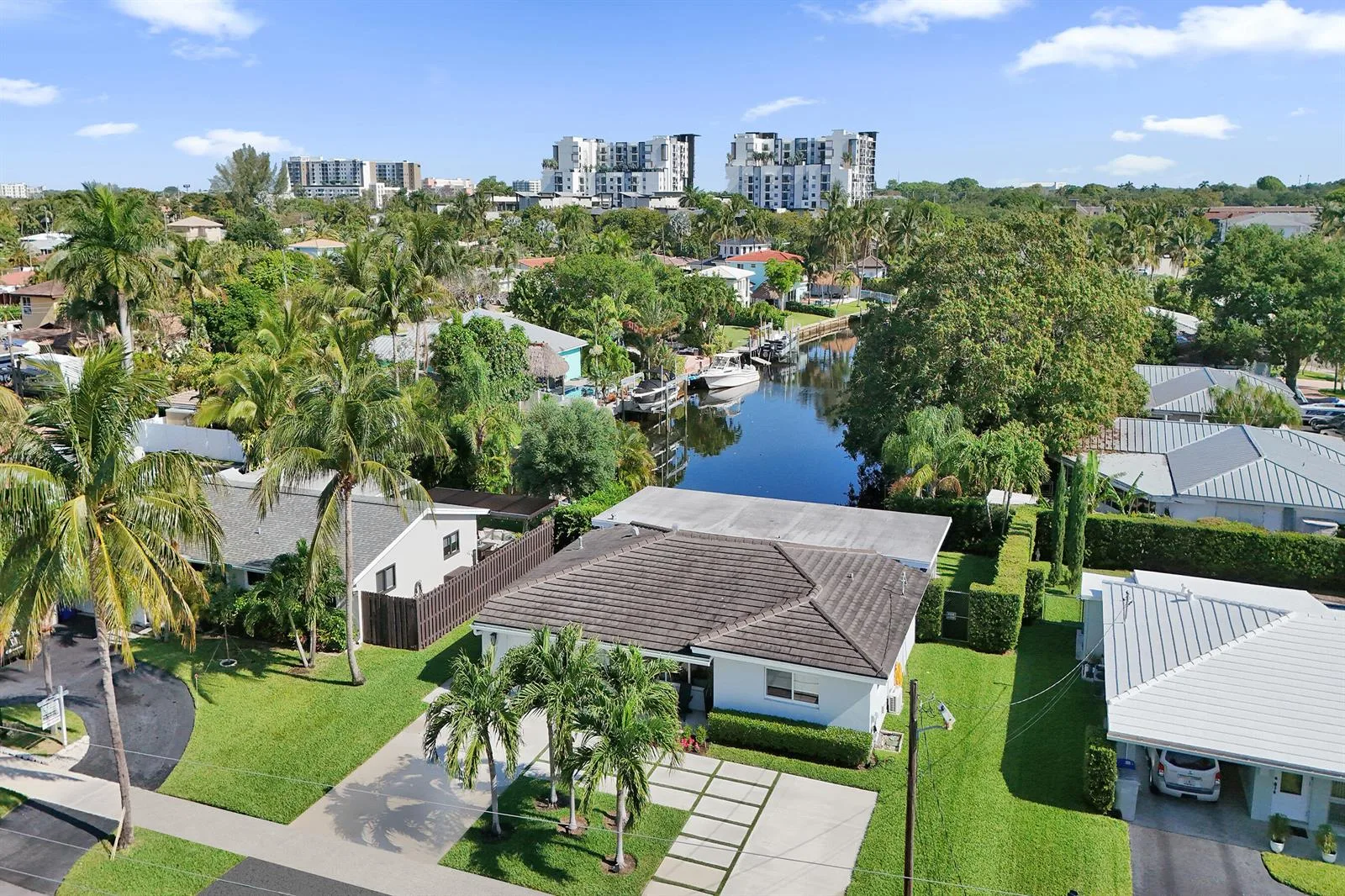 381 SE 3rd Street, Pompano Beach, FL 33060