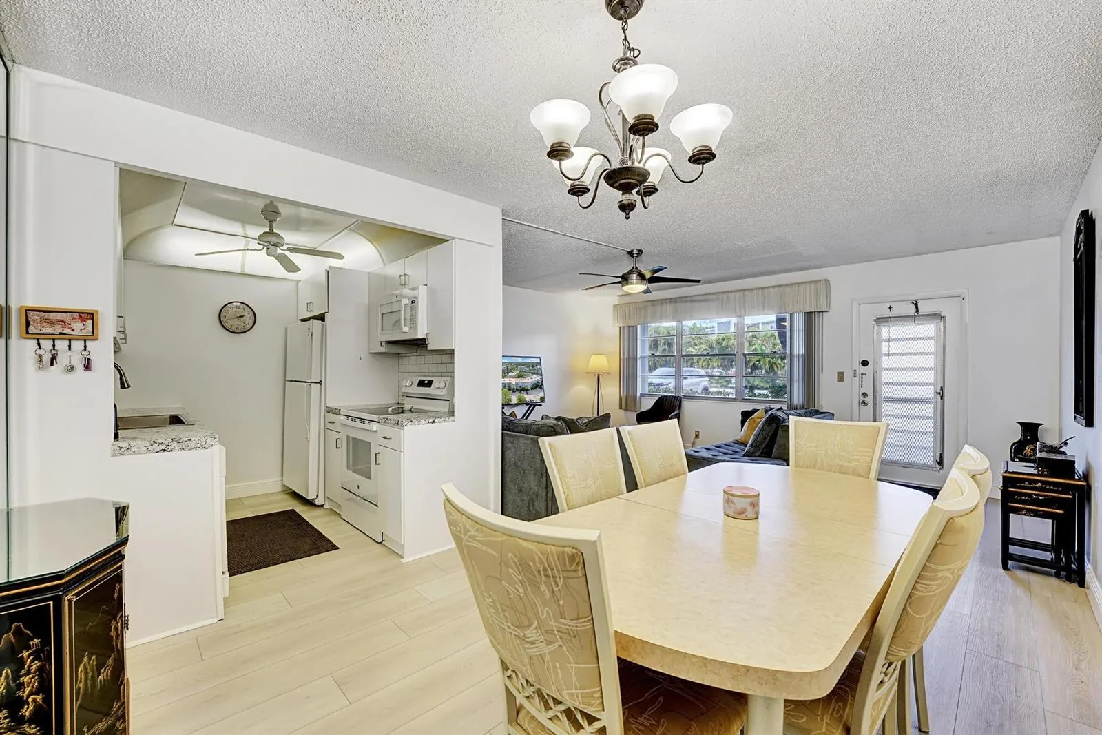 1056 CAMBRIDGE C, Deerfield Beach, FL 33442 photo 7