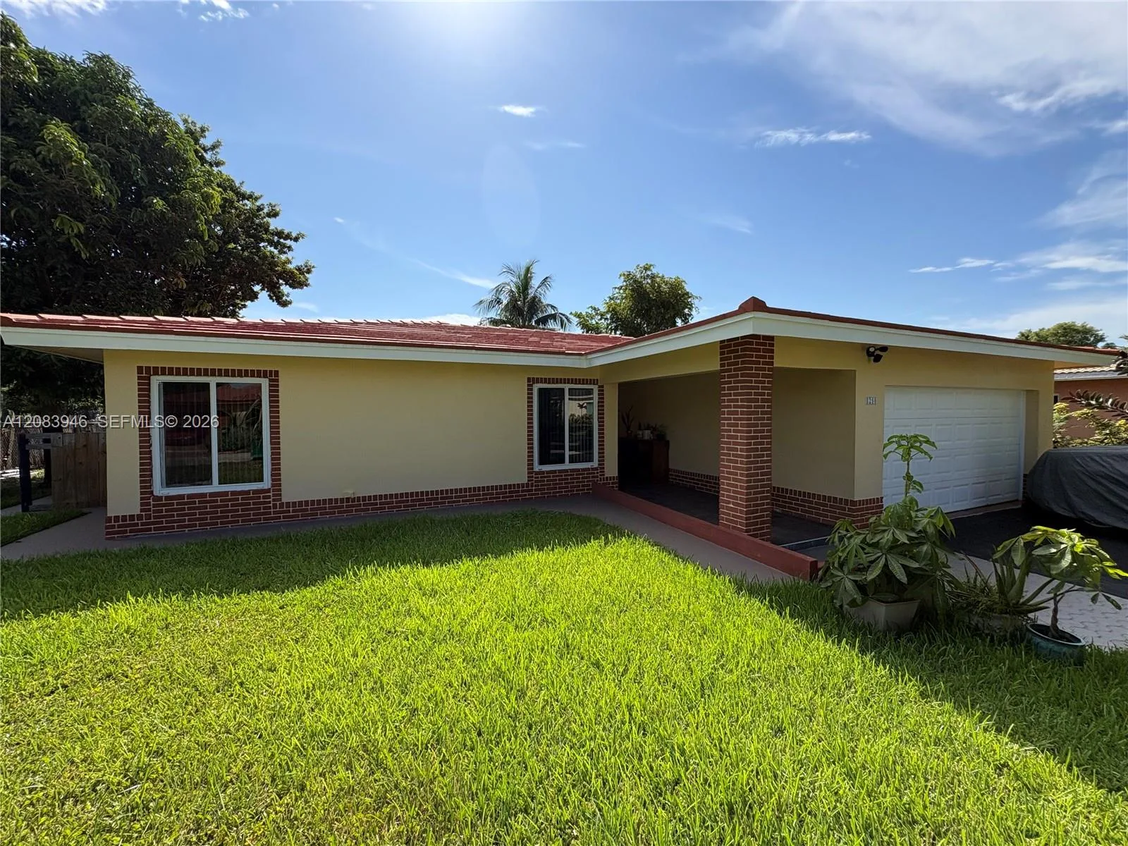 8250 NW 66th Ter, Tamarac, FL 33321