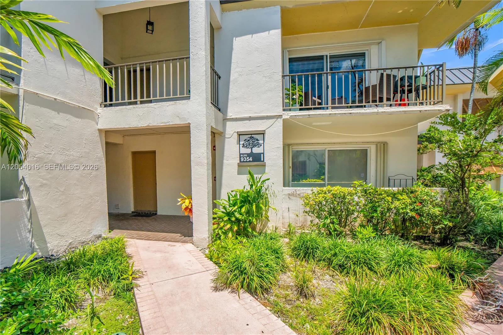 9354 SW 77th Ave # I1, Miami, FL 33156 photo 2