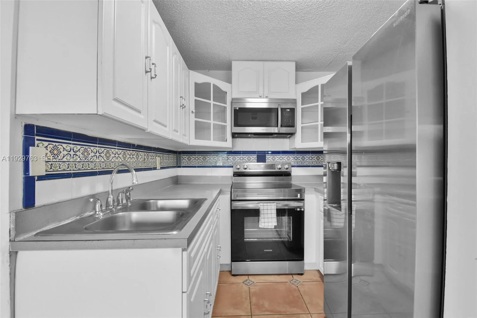 9682 Fontainebleau Blvd # 306, Miami, FL 33172 photo 10