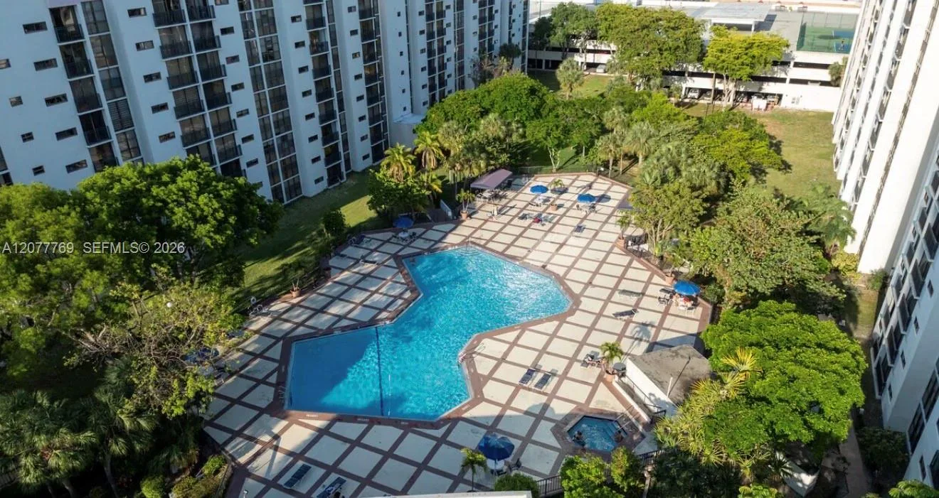 17011 N Bay Rd # 215, Sunny Isles Beach, FL 33160 — zdjęcie 3