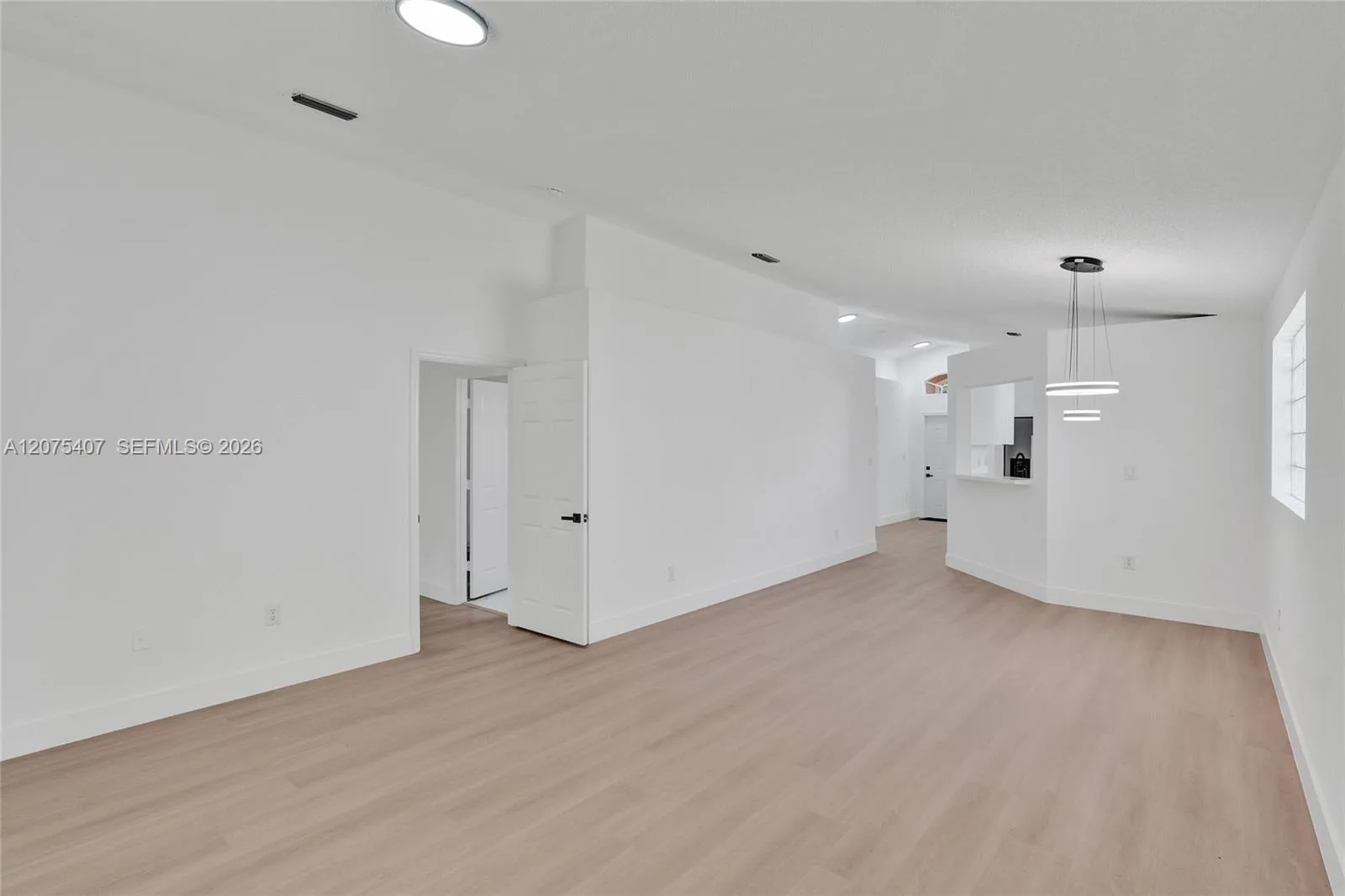 4114 Sapphire St, Weston, FL 33331 photo 2