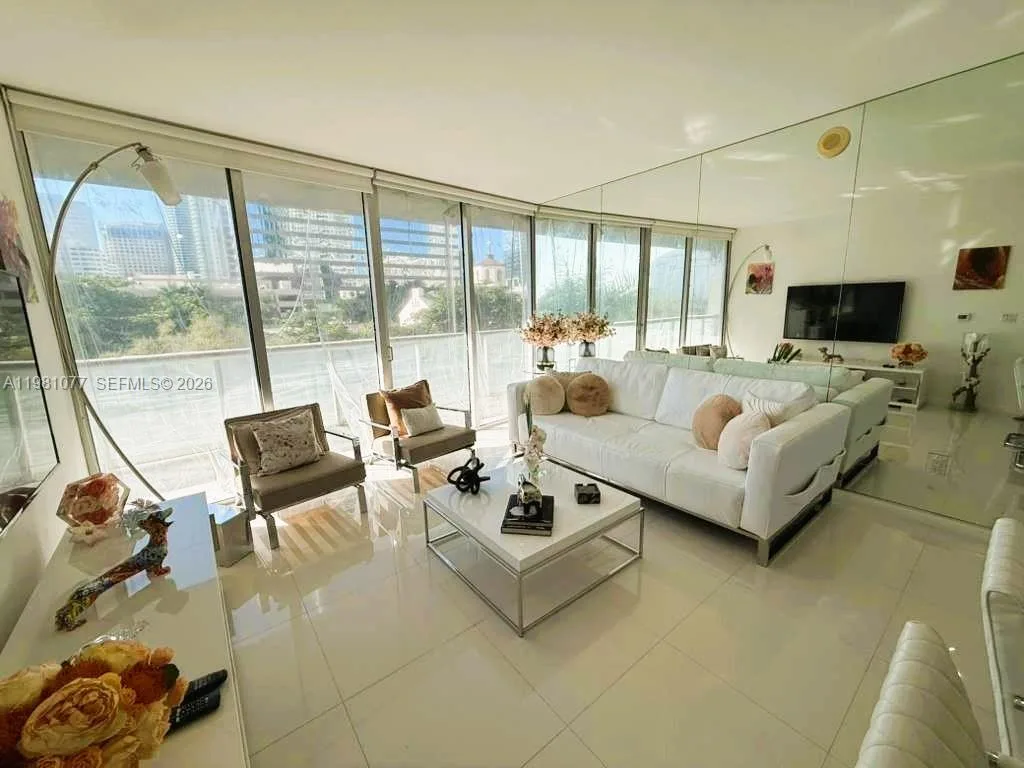 495 Brickell Ave # 511, Miami, FL 33131