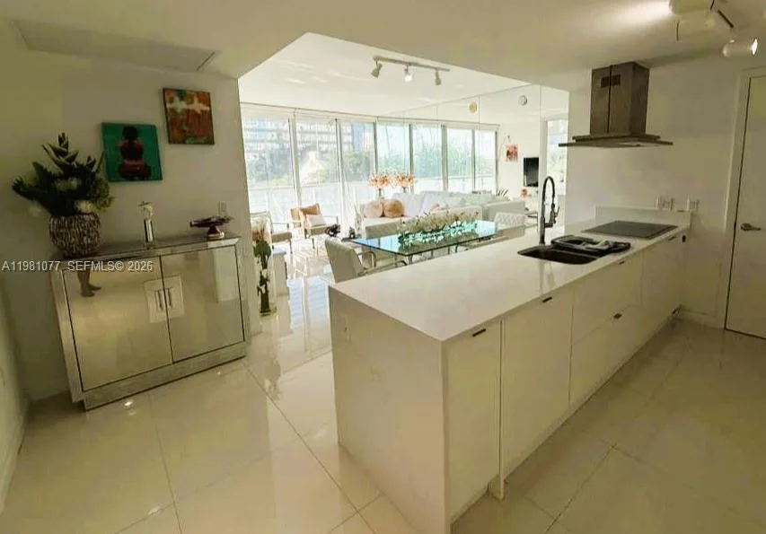 495 Brickell Ave # 511, Miami, FL 33131 photo 13