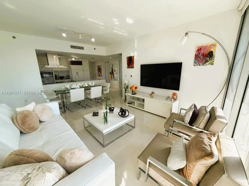 495 Brickell Ave # 511, Miami, FL 33131 photo 5