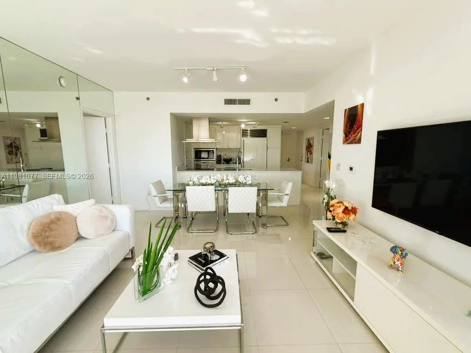 495 Brickell Ave # 511, Miami, FL 33131 photo 7
