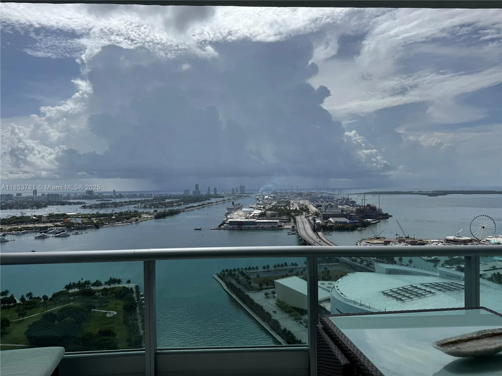 900 Biscayne Blvd # 4103, Miami, FL 33132