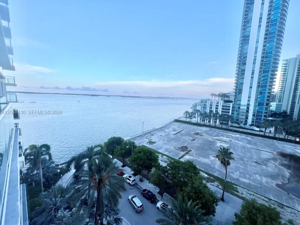 1155 BRICKELL BAY DR # 807, Miami, FL 33131 photo 13
