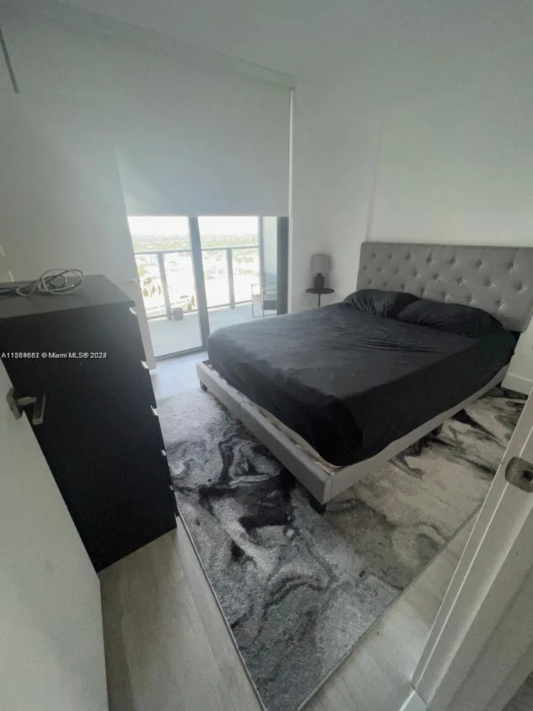 121 NE 34th St # 2014, Miami, FL 33137 photo 12