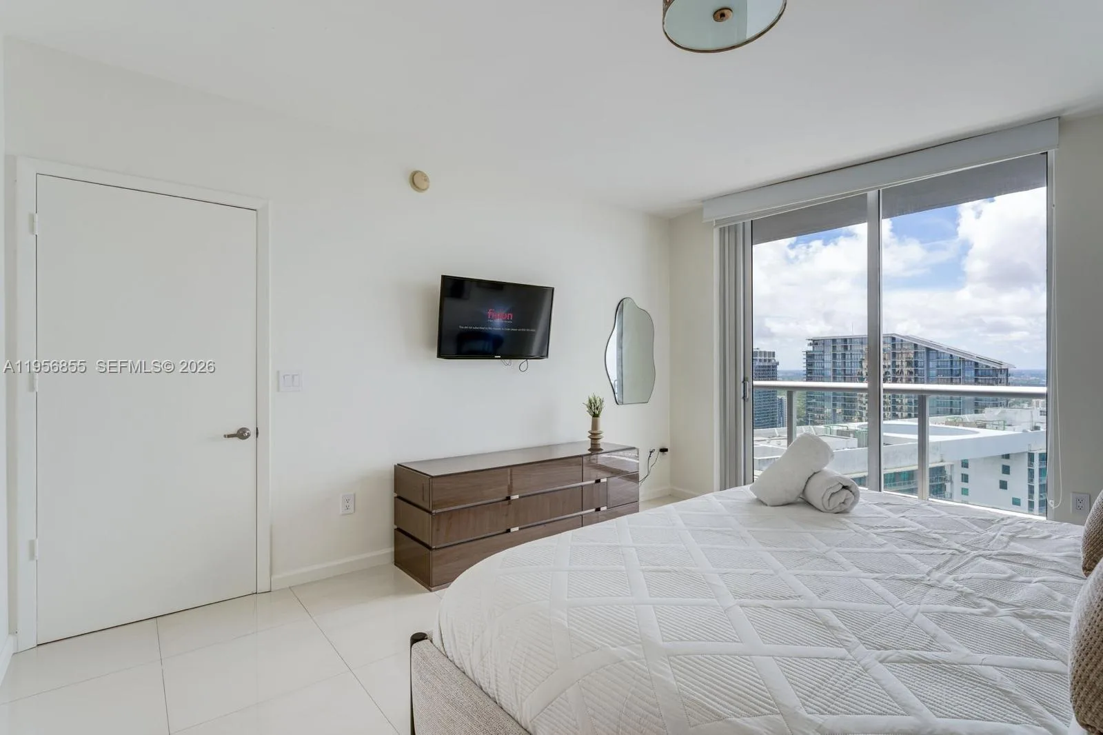 485 Brickell Ave # 4706, Miami, FL 33131 photo 7