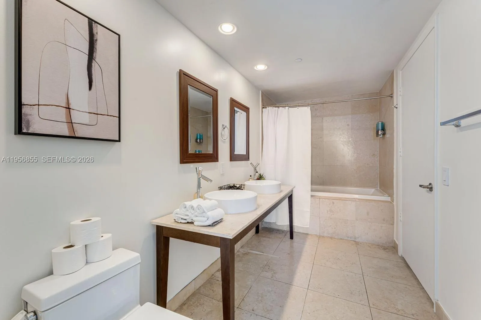 485 Brickell Ave # 4706, Miami, FL 33131 photo 8