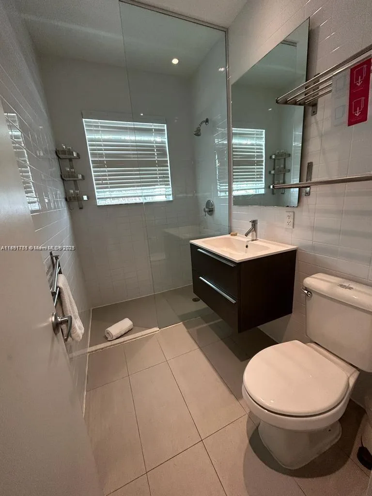 1816 Meridian Ave # 18, Miami Beach, FL 33139 photo 13