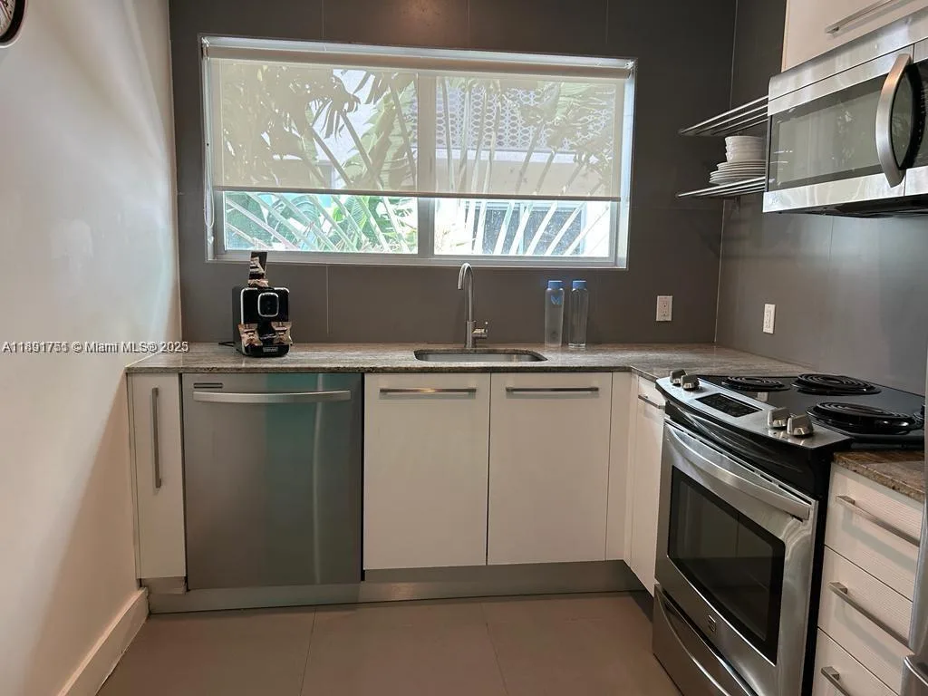 1816 Meridian Ave # 18, Miami Beach, FL 33139 photo 7