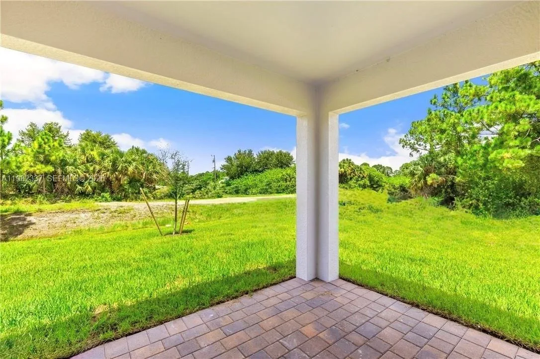 5215 BUTTE ST, Lehigh Acres, FL 33971 photo 13