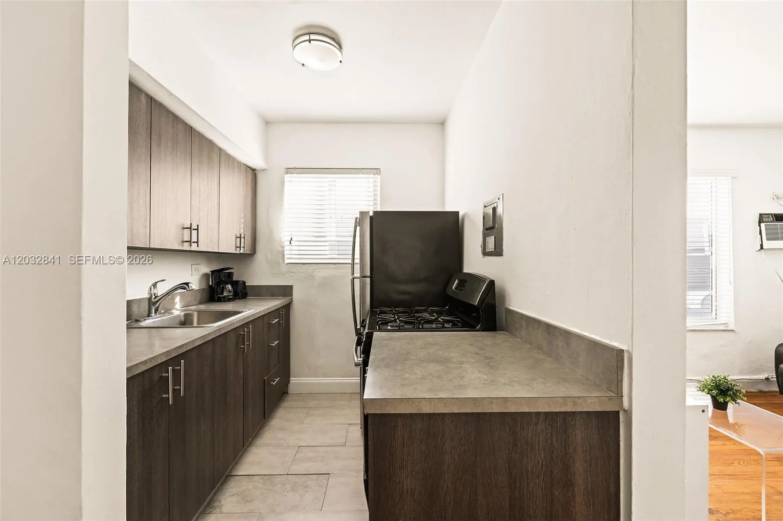 7340 Harding Ave # 15, Miami Beach, FL 33141 photo 3