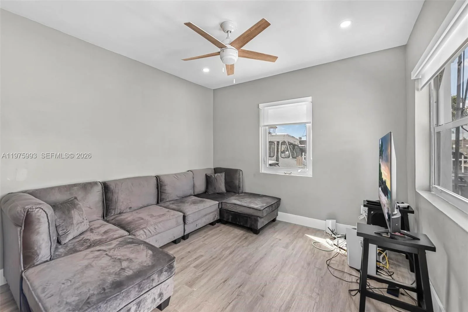 3705 NW 35th Ave, Miami, FL 33142 photo 11