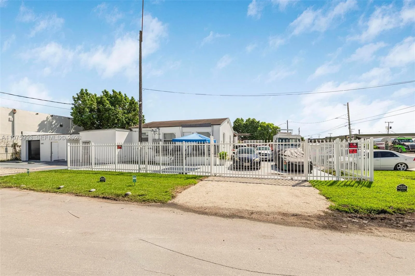 3705 NW 35th Ave, Miami, FL 33142 photo 3