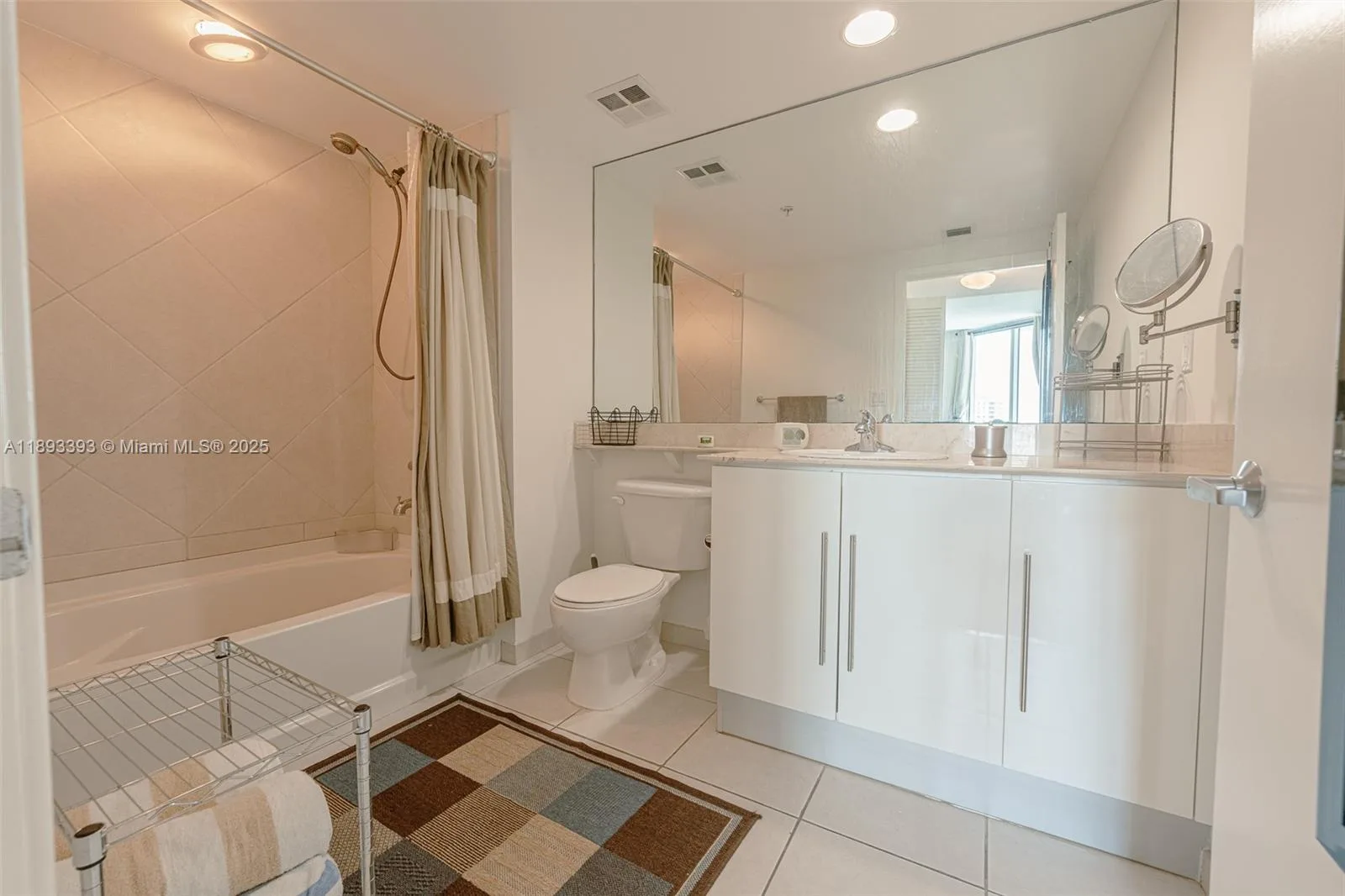 325 S Biscayne Blvd # 2119, Miami, FL 33131 photo 8