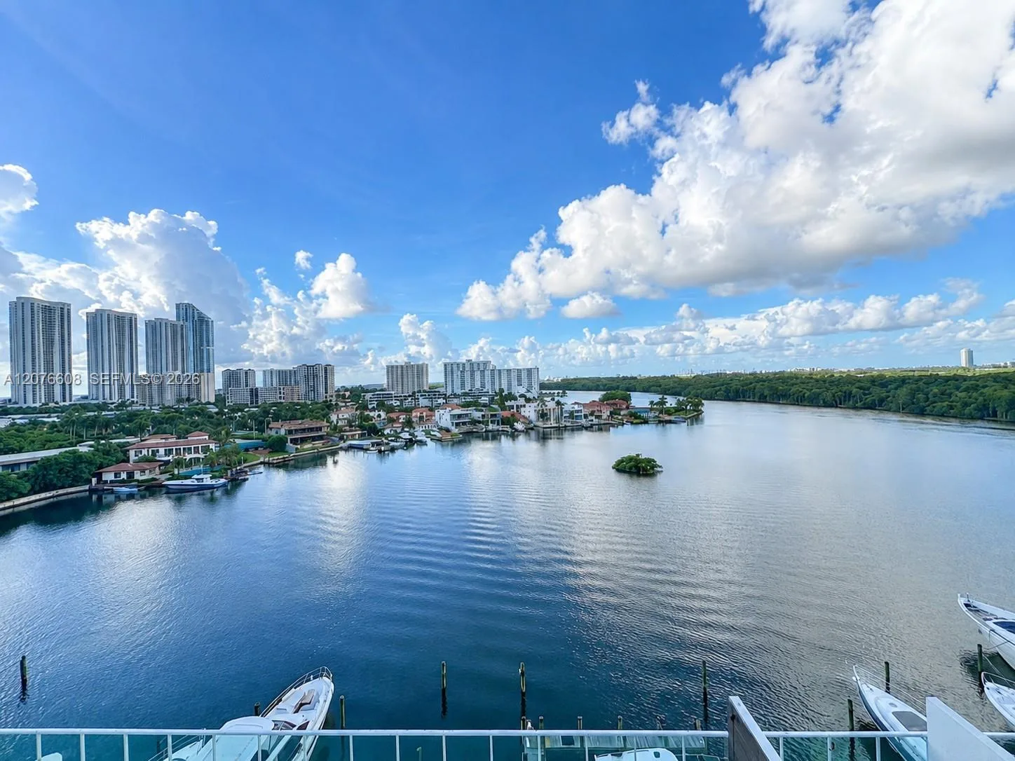 400 Sunny Isles Blvd # 908, Sunny Isles Beach, FL 33160