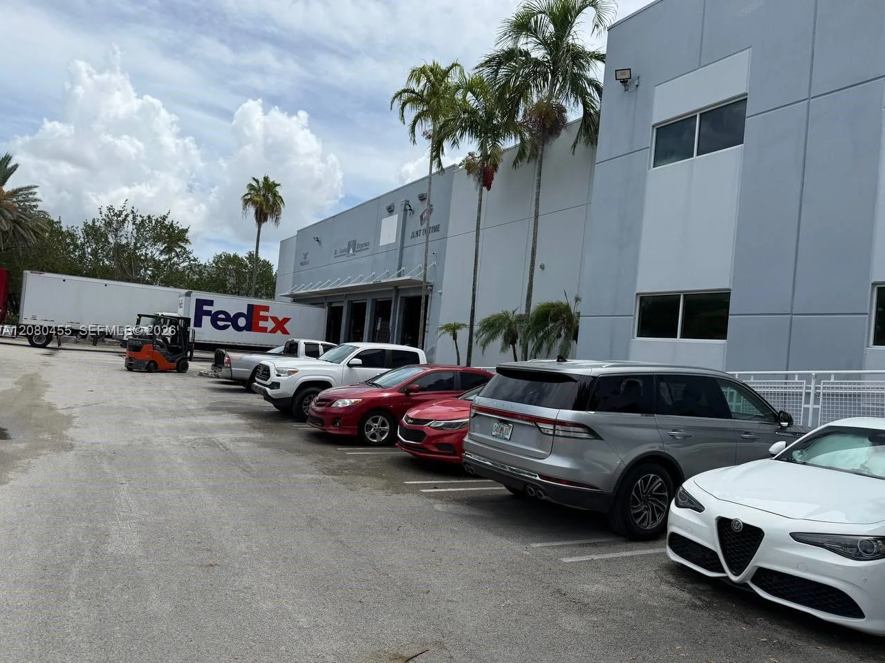 11450 NW 34th St # 100, Doral, FL 33178
