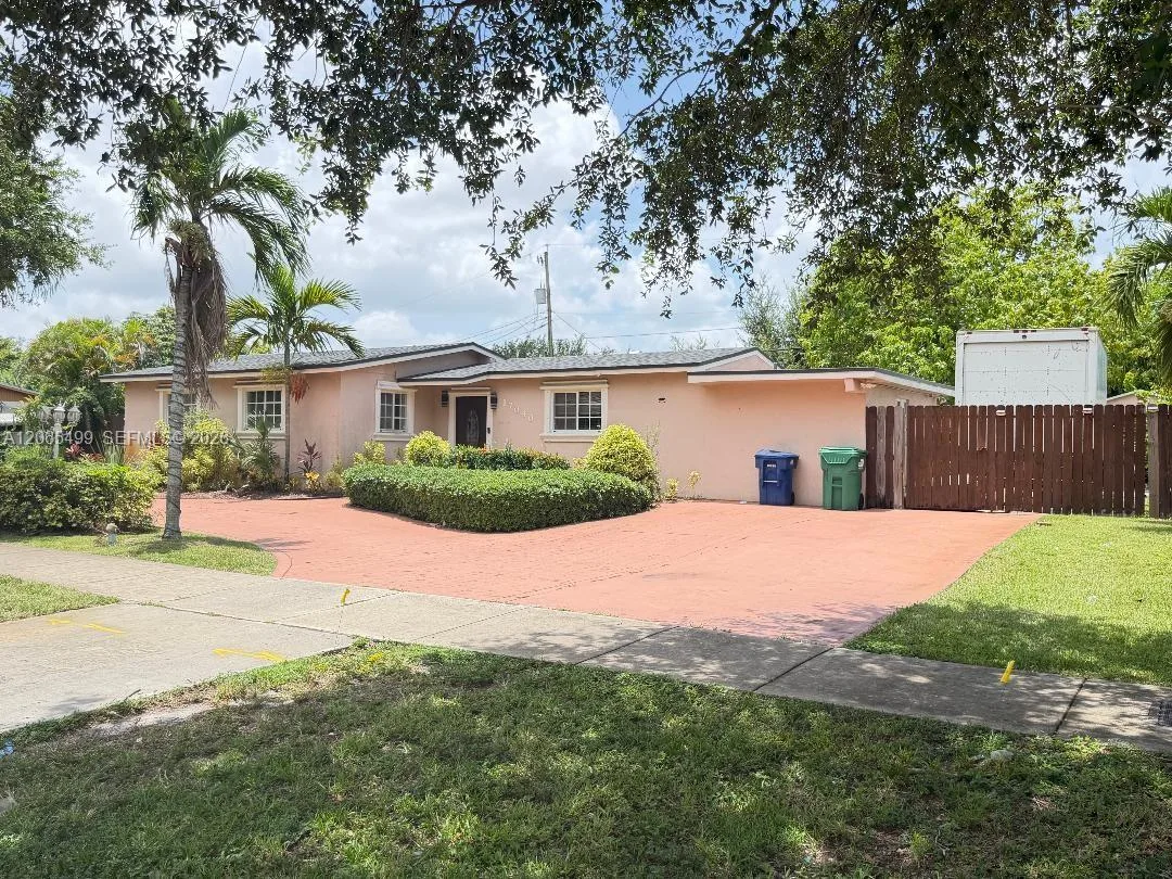 17040 NW 82nd Ave # 17040, Hialeah, FL 33015