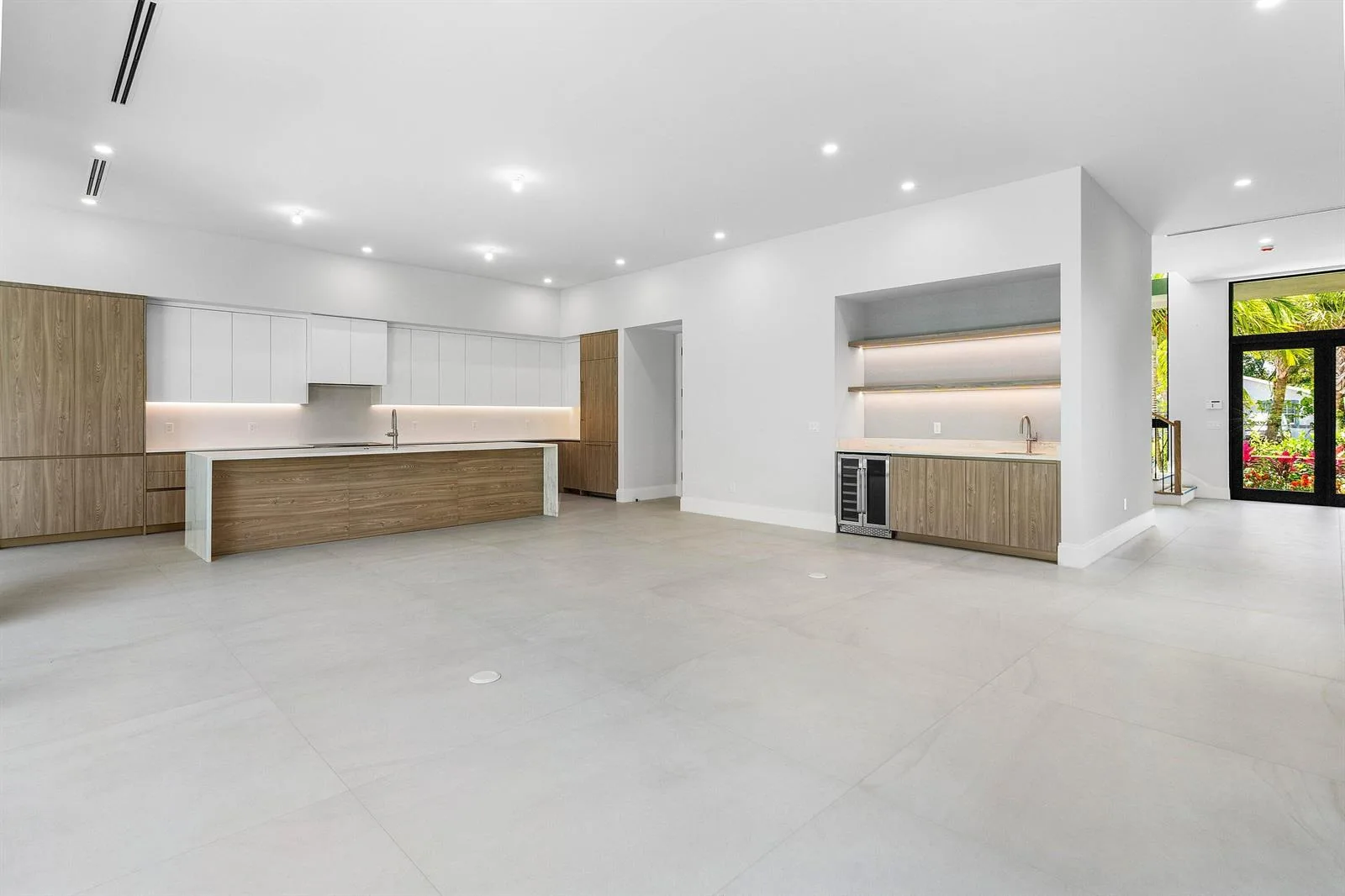 207 SE 5th Street, Delray Beach, FL 33483 photo 8