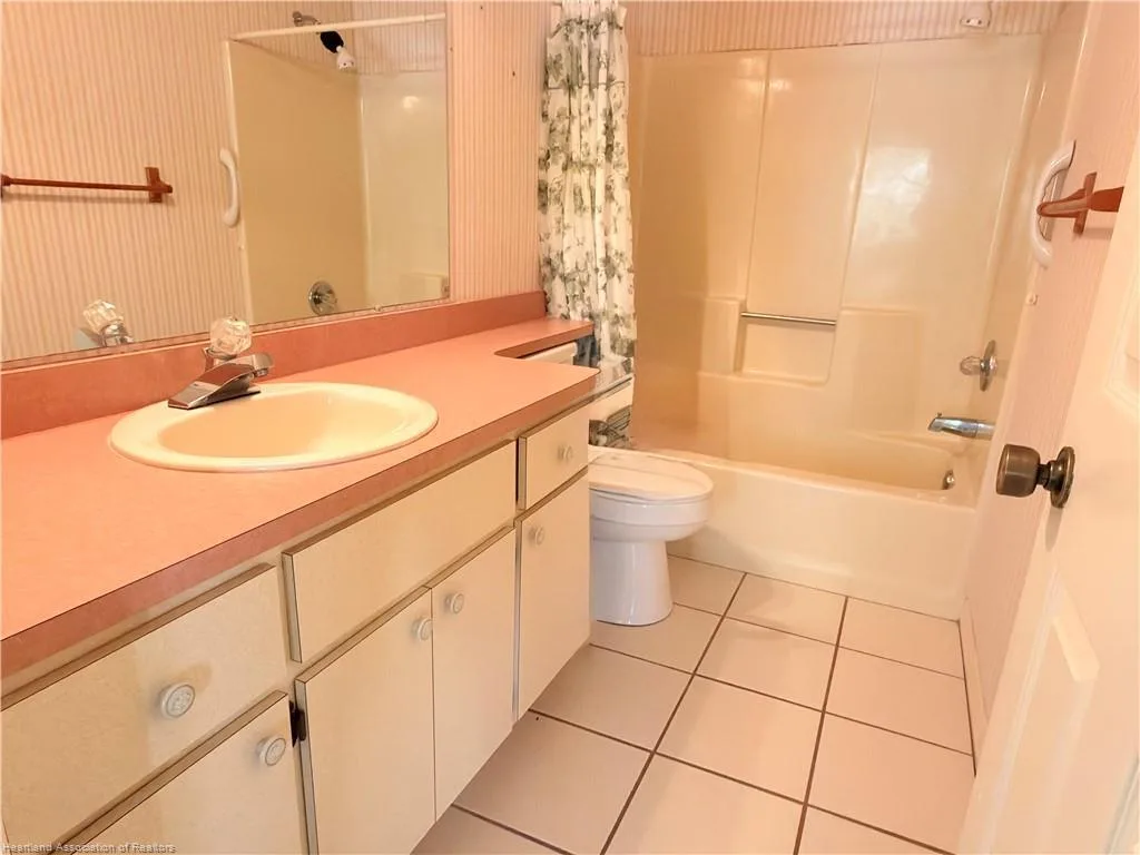 1241 SHAMROCK Drive, Sebring, FL 33875 photo 11