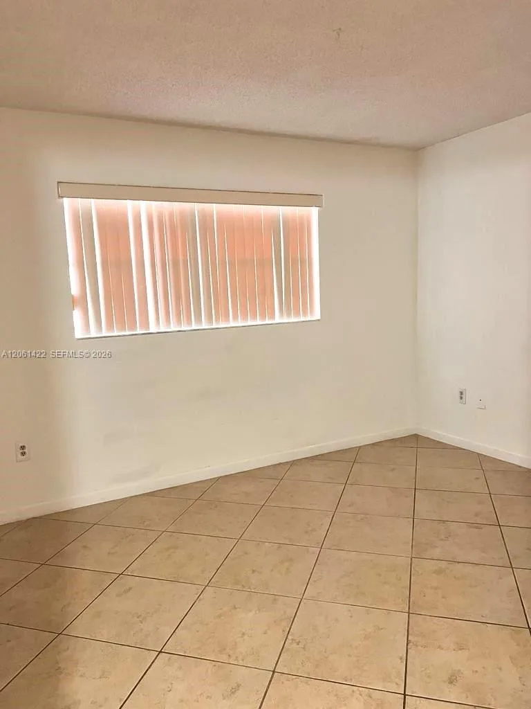 401 NW 72ND AVE # 304B, Miami, FL 33126 photo 3