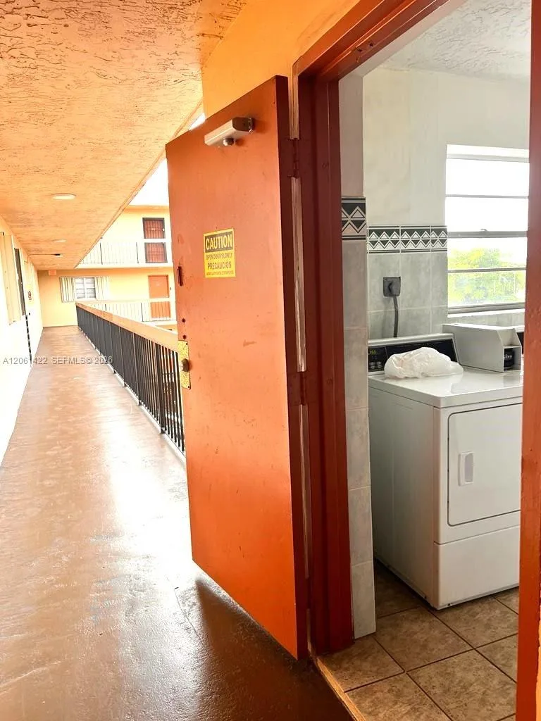 401 NW 72ND AVE # 304B, Miami, FL 33126 photo 6