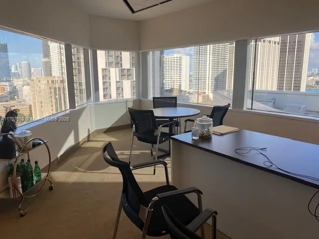 100 SE 2 ST # 2000, Miami, FL 33131 photo 5