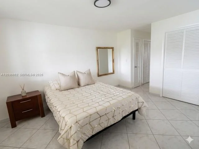 1530 NE 191st St # 305, Miami, FL 33179 photo 13