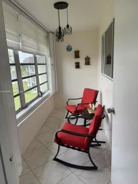1530 NE 191st St # 305, Miami, FL 33179 photo 9