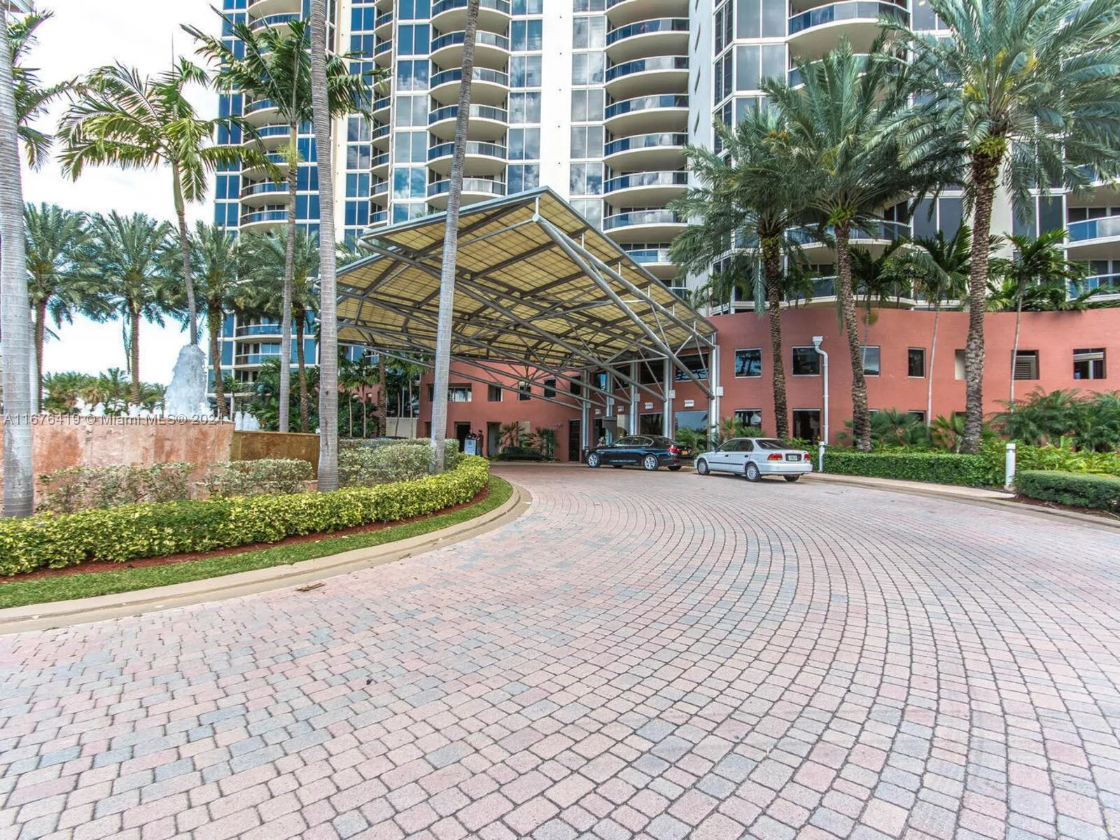 17555 Collins Ave # 1704, Sunny Isles Beach, FL 33160 photo 13